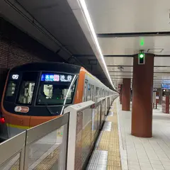 BMIストリートピアノ（みなとみらい線馬車道駅内）
