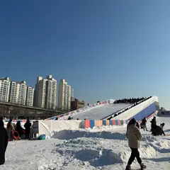 뚝섬한강공원 눈썰매장