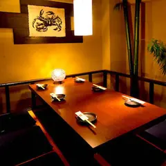 博多串焼き・野菜巻き・もつ鍋 巻きの助 飯田橋店｜飯田橋 居酒屋 焼鳥 個室 おすすめ
