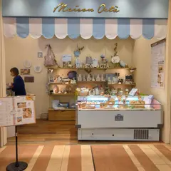 メゾン オクタ