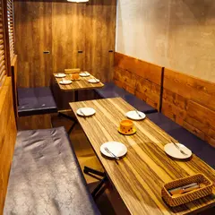 ピッツァ食べ放題と溶岩ハンバーグ 梅田ガーデンファーム 大阪駅前店