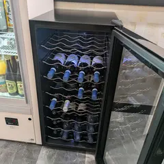 松阪牛つる屋馬車道店