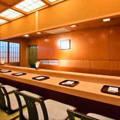 日本料理山崎