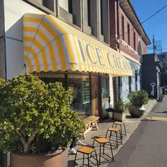 Luther's Scoops