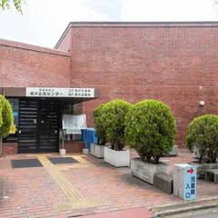 世田谷区立深沢図書館