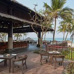 Non Nuoc Bar