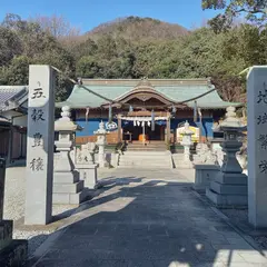 白山神社