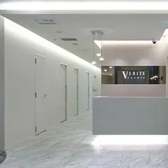 ヴェリテクリニック大阪院