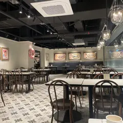 애슐리퀸즈 던던 동대문점