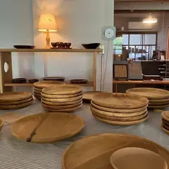 居七十七（いなとな）
