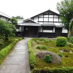 禅華院