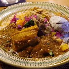 ホンカトリー カレーアンドスパイス