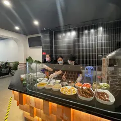 Cơm Tấm Sà Bì Chưởng - Trần Bình Trọng