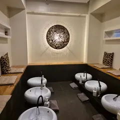 Gold Moon SPA