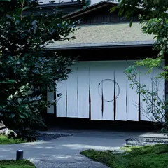 山中温泉東町１丁目ホ１７−１