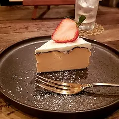 Cafe and Bar Ten