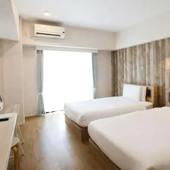 Hotel 385