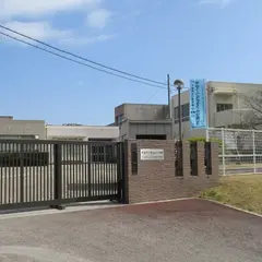 吹田市立桃山台小学校