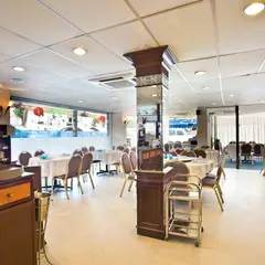 De Golden Spoon Seafood 金匙小厨