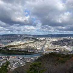 高津子山展望台