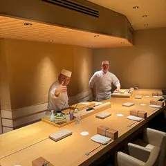 鮨 季らく