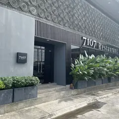 7107 Restaurant