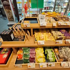 シャトレーゼ JR岡山駅店
