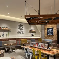 ｎｉｋｏ ａｎｄ．．．ＫＩＴＣＨＩＮ