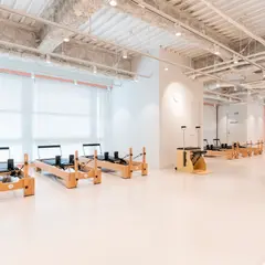 URBAN CLASSIC PILATES 淡路