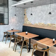 Two Dots Cafe
