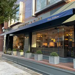 ブルーウィローアンティークス＆カフェ