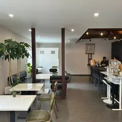 Cafe＆Bar Factory(ファクトリー）