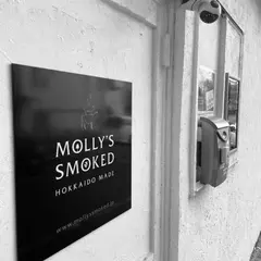 MOLLY'S SMOKED