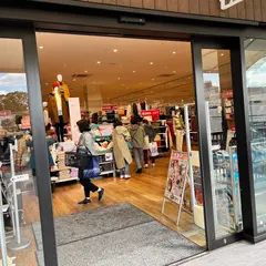 ユニクロ 吹田グリーンプレイス店