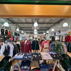 OASIS CLOTHING福岡店