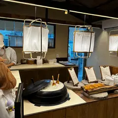 Jayeondo Sogeumppang (Salt Bread) in Yeonnam
