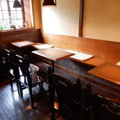 J.B.ハウス
