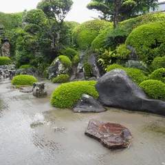 佐多民子邸庭園