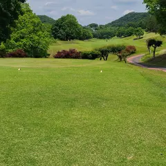 ゴールデンレイクスカントリークラブ