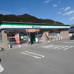 ファミリーマート 徳島神山町店