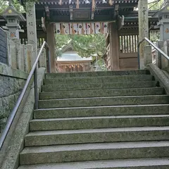 志式神社駐車場