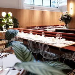 Héroine Restaurant & Bar
