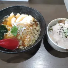 美味しいお酒と町中華 充（Jyuu）