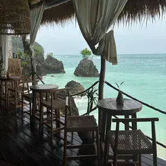 The Beach House by Ours
