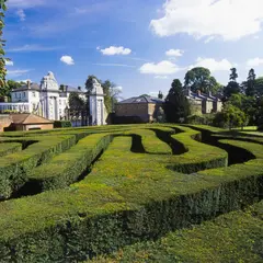 Hampton Court Maze