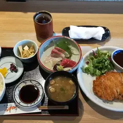 呑喰処 よし亭
