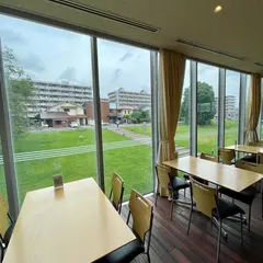 カフェレストランきはだ