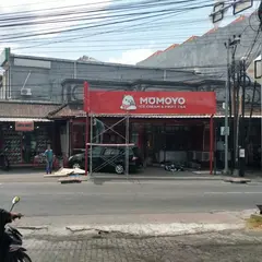 MOMOYO ICE CREAM & TEA DALUNG (Denpasar-Bali)