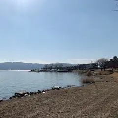 夕映えなぎさ
