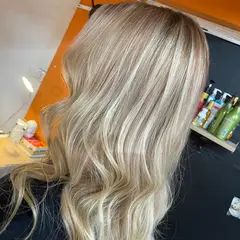 Salon by Blue